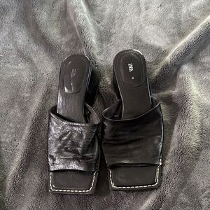 Zara Women's Black Leather Mules